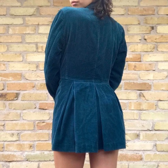 🐈‍⬛ vampy corduroy blazer w velvet and pleated details - Picture 2 of 3